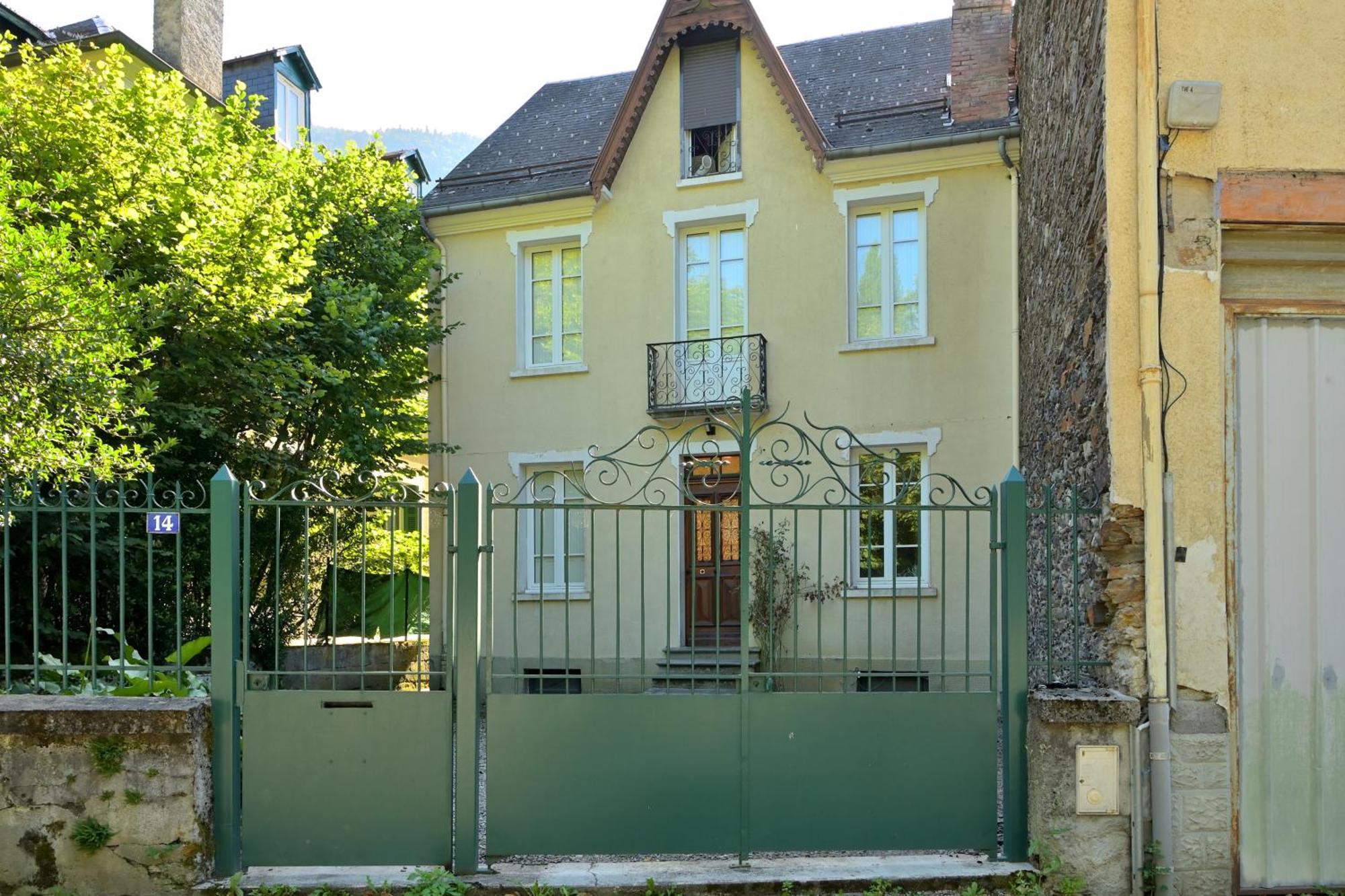 Le Clos Du Casino Bagnères-de-Luchon Zewnętrze zdjęcie